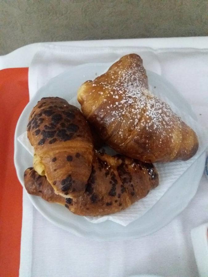 B&B Casa Tua Napoli Eksteriør billede
